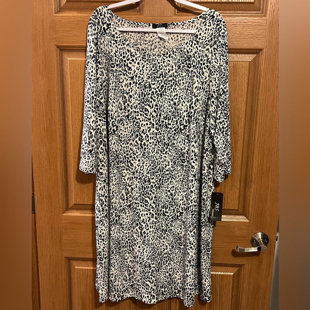 Plus size Animal Print Midi Dress